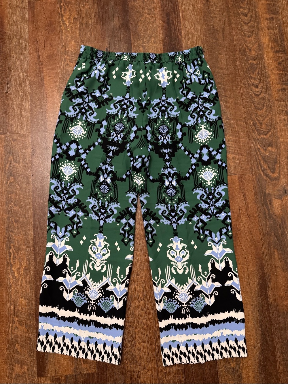 Chico’s Size 1.5 10 Green Printed Wide Leg Crop Pants Pull On Resort Boho - Picture 6 of 8